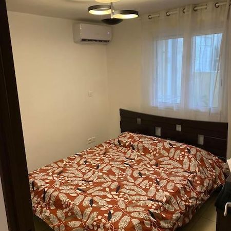 F2 St Denis Jardin D'Etat Apartment Saint-Denis Ngoại thất bức ảnh