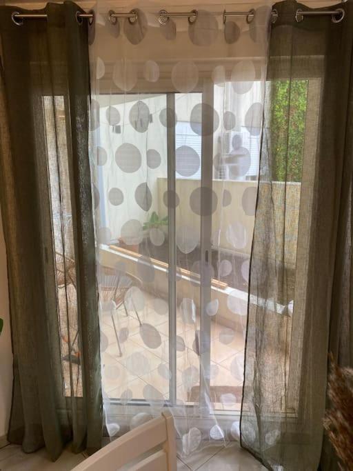 F2 St Denis Jardin D'Etat Apartment Saint-Denis Ngoại thất bức ảnh